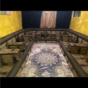 Traditional Majlis Sofa Set - Black and Gold